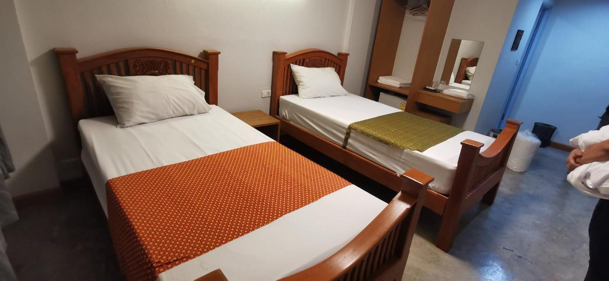 Go Inn Khaosan Road Bkk - Grand Palace Бангкок Экстерьер фото